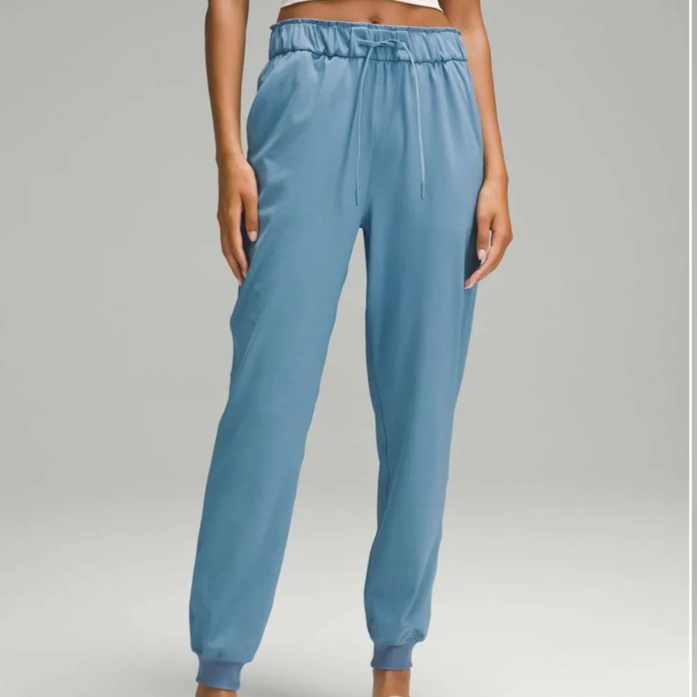 Lululemon Stretch High-Rise Jogger *Full Length Blue size 8 - Picture 1 of 10